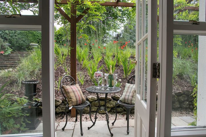 Terrace/Patio 26 of 48