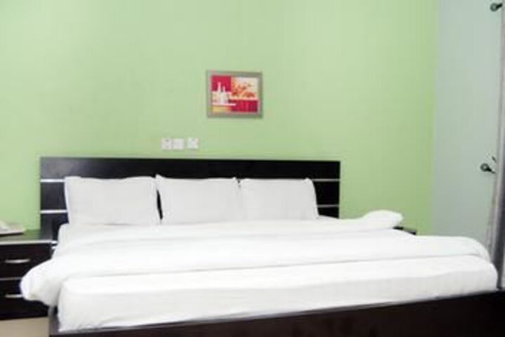 Room 29 of 83
