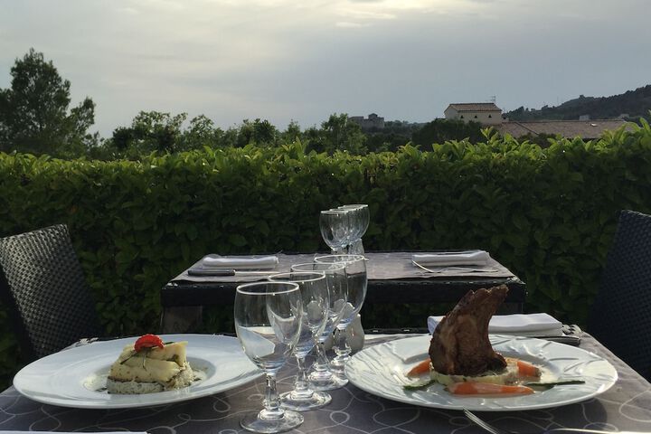 Dining Photos