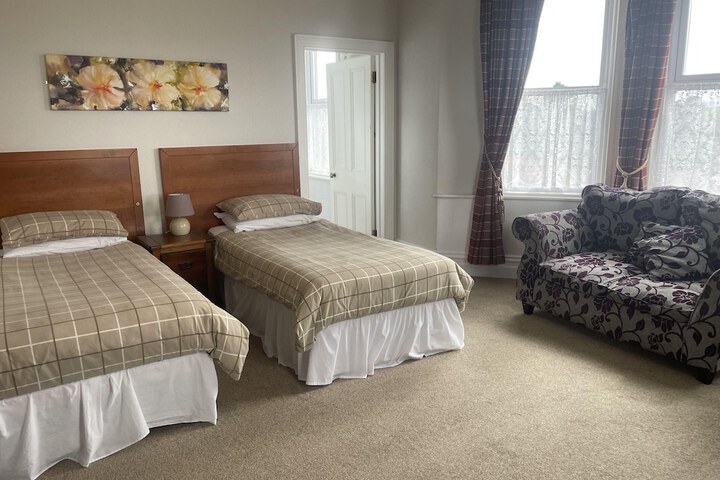 Room 29 of 77