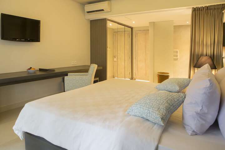 Room 7 of 52