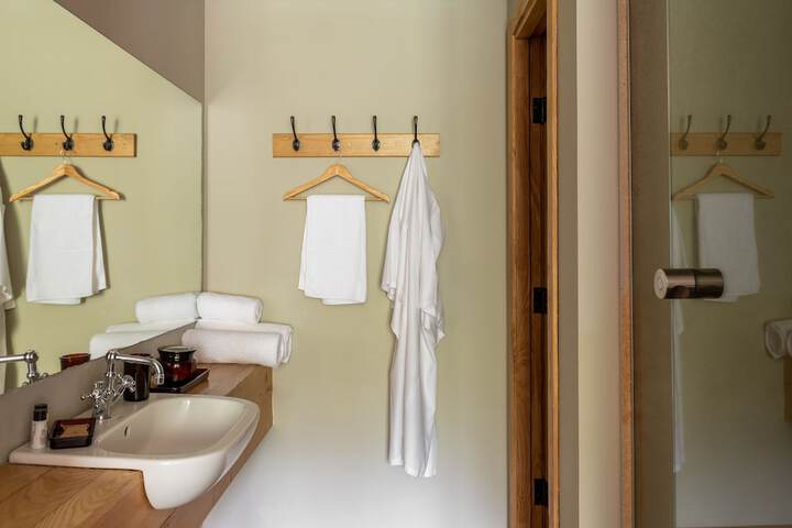 Clean Restrooms
