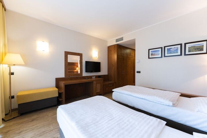 Room 22 of 138