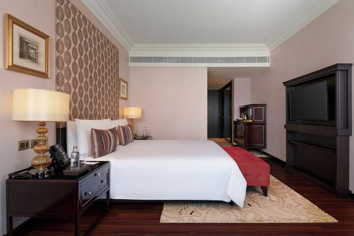 Room 21 of 48