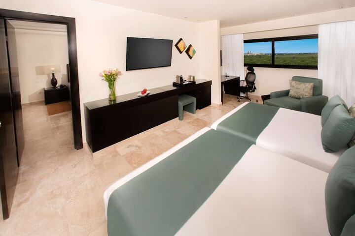 Room 6 of 46