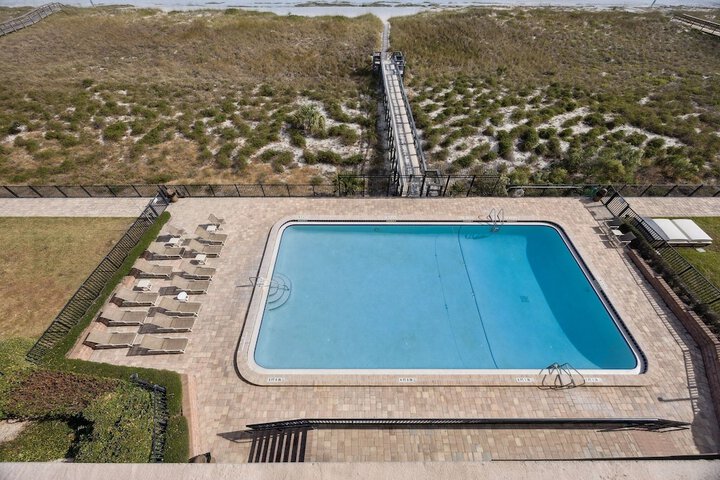 Pool 22 of 45