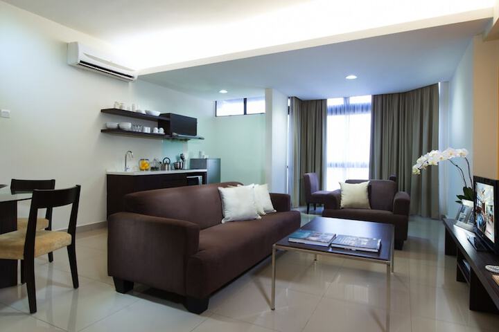 Room 17 of 43