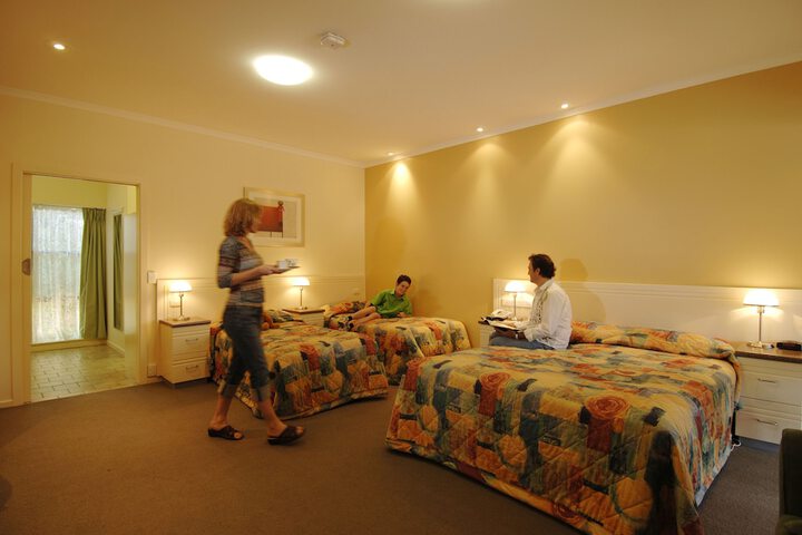 Room 6 of 50