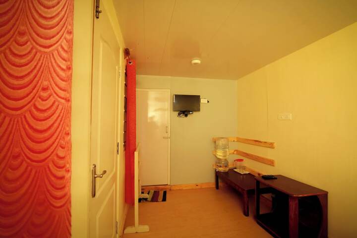 Room 3 of 45
