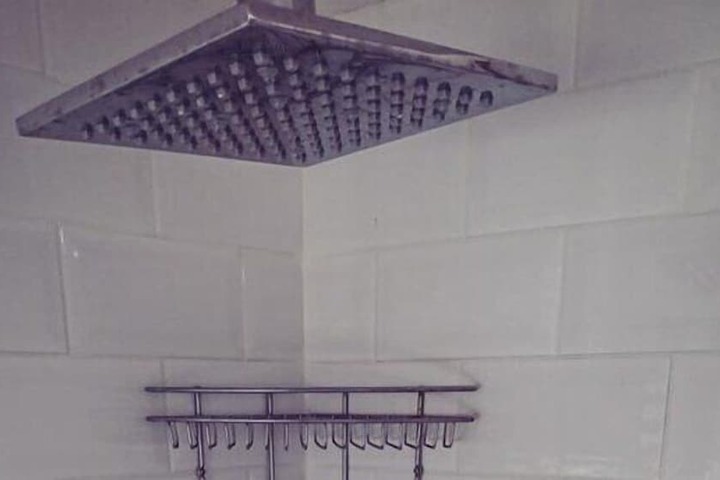 Room 14 of 25