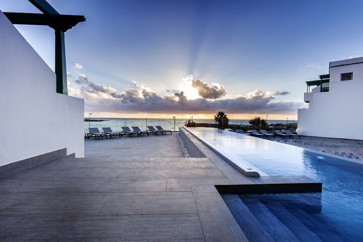 Pool Hotel