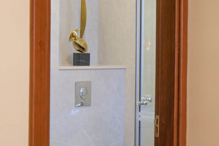 Clean Restrooms