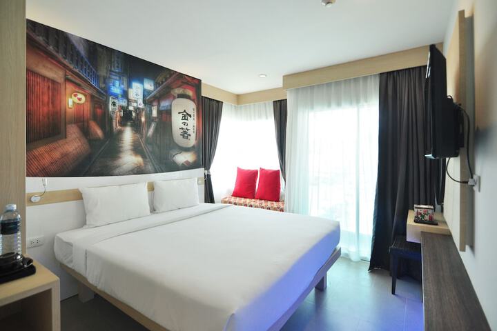 Room 21 of 77