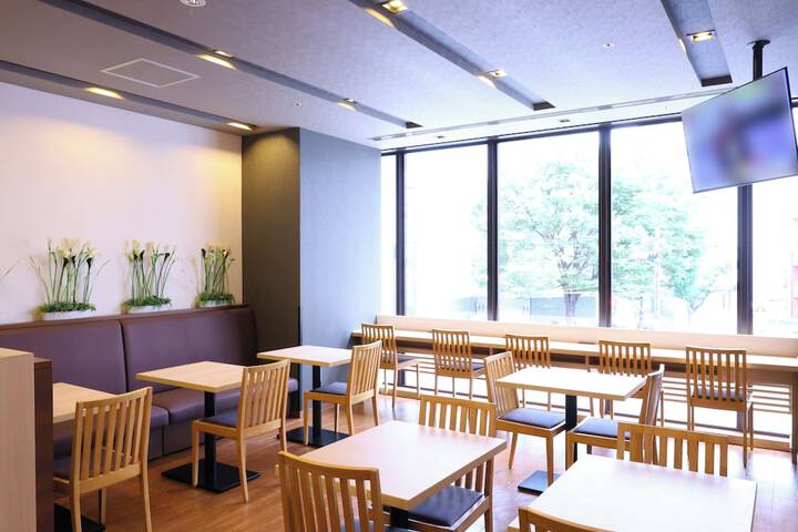 Dining 89 of 130