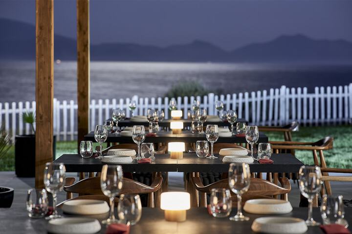 Dining 84 of 125