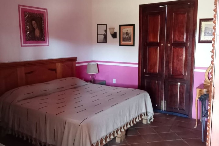 Room 5 of 37