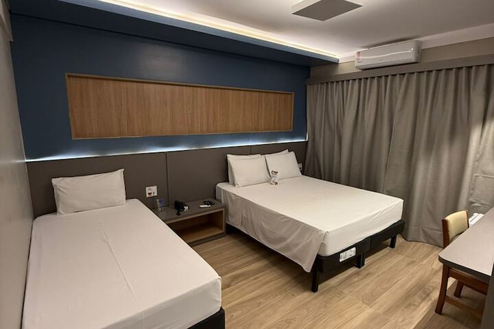 Room 21 of 96