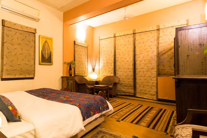 Room 14 of 20