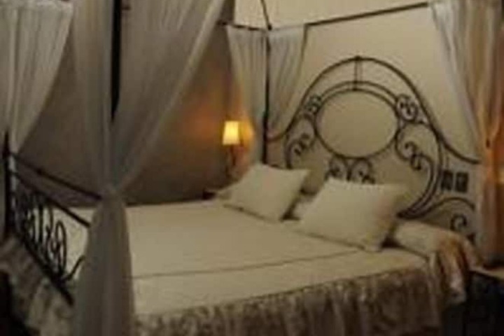 Room 8 of 21