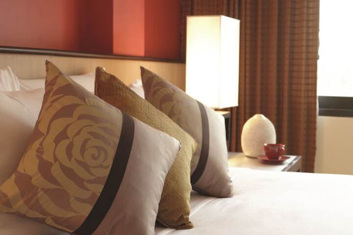 Room 4 of 34