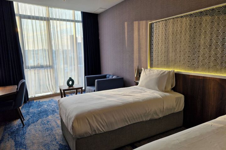 Room 50 of 62