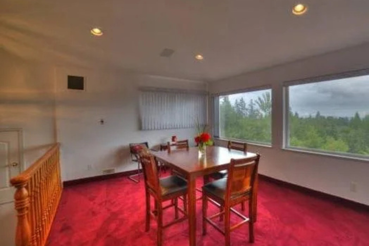 Room 2 of 13