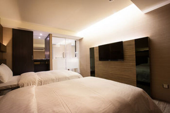 Room 19 of 22
