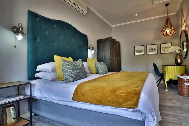 Room 8 of 44