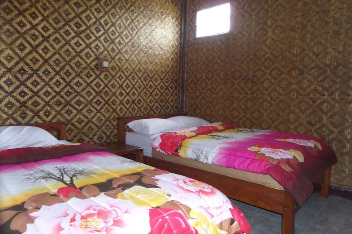 Room 5 of 24