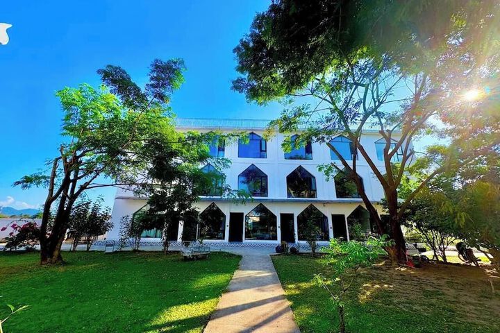 Hotel 70 of 72