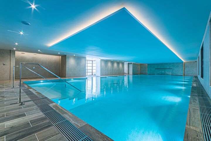 Pools & Facilities