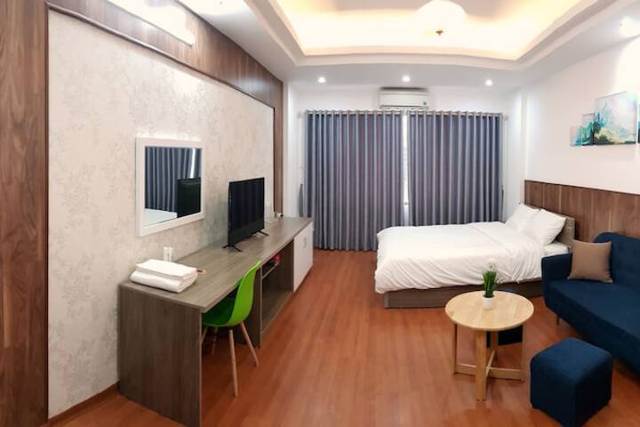 Room 10 of 30