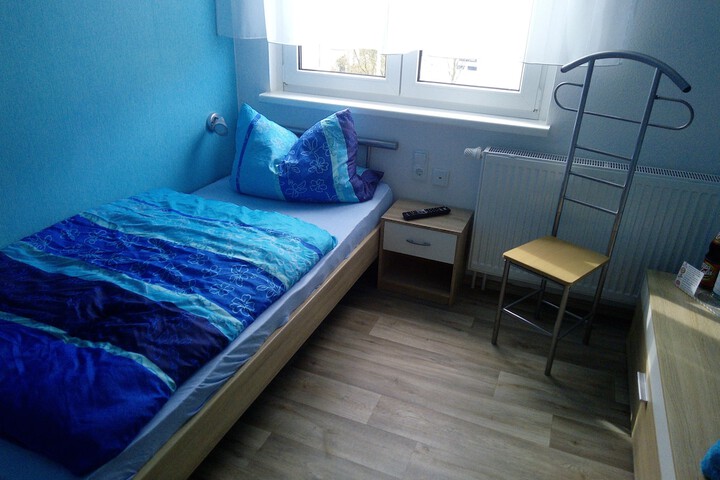 Room 15 of 60