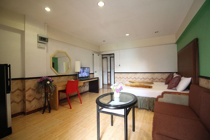 Room 9 of 58