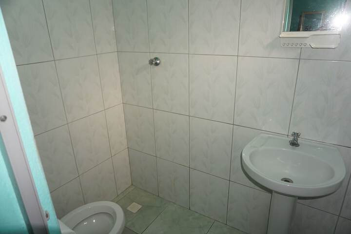 Room 48 of 61
