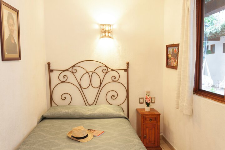 Room 12 of 31
