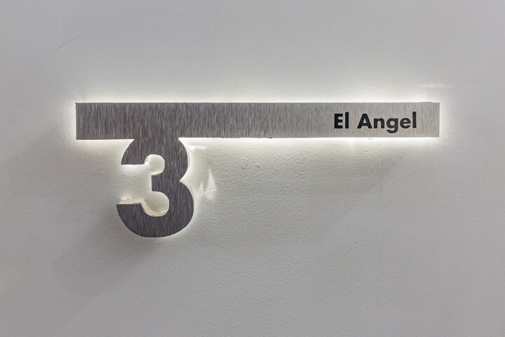 Room 150 of 329
