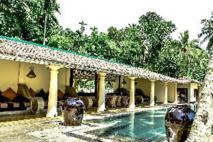 Pool 9 of 23