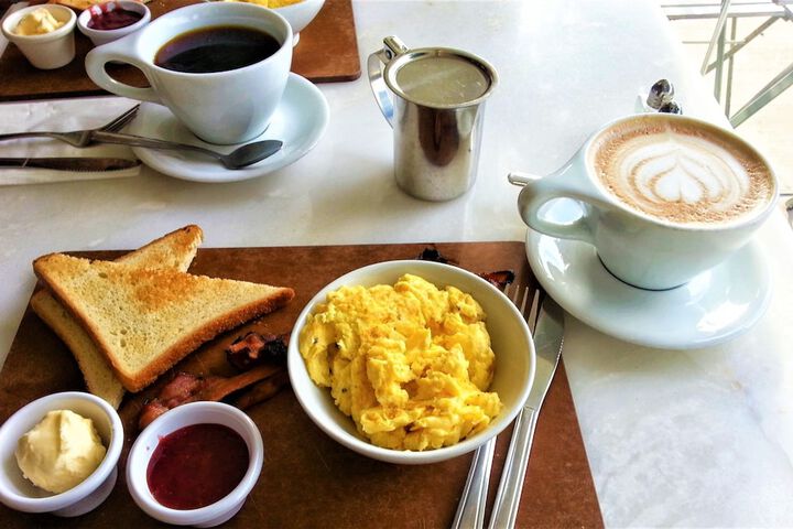 Breakfast/Coffee Service 22 of 28