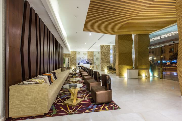 Hotel Interior 28 of 124