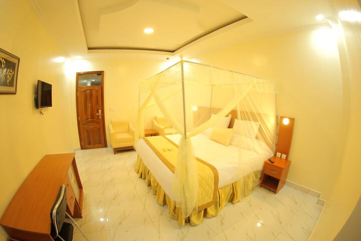 Room 7 of 31