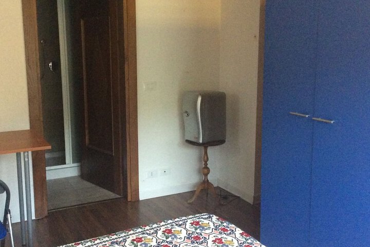 Room 6 of 59