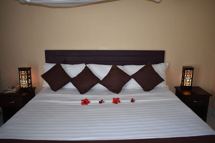 Room 10 of 49