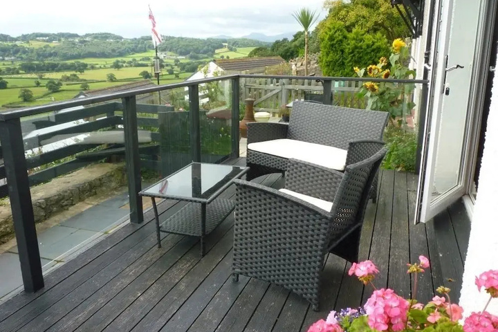 Terrace/Patio 7 of 13