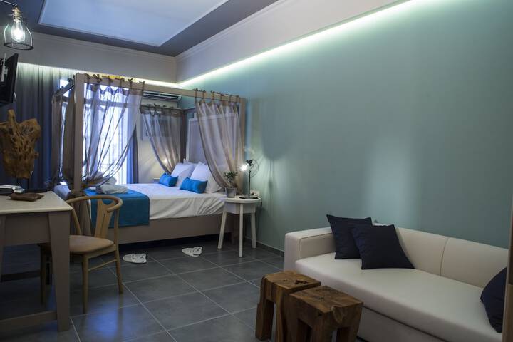 Room 5 of 50
