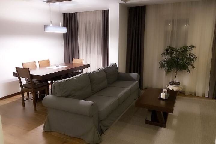 Room 12 of 40