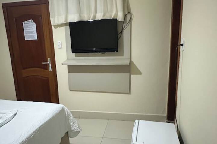Room 10 of 90