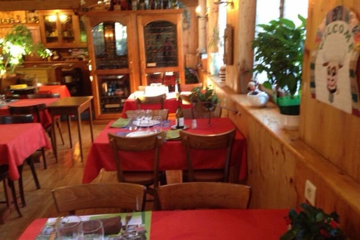 Dining Photos