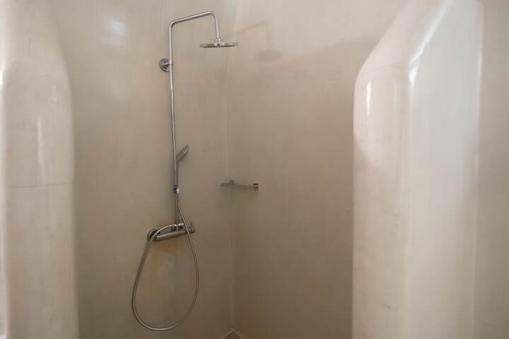 Room 127 of 154