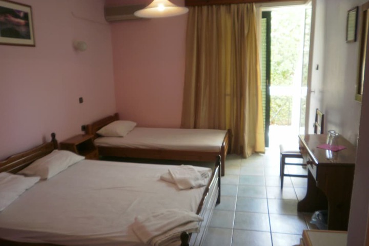 Room 5 of 24
